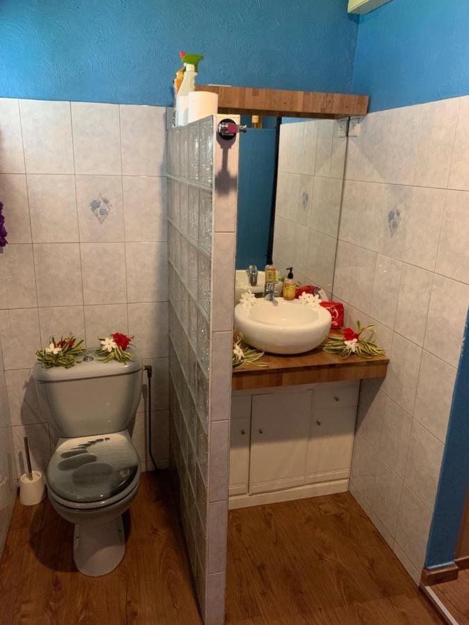 A Tomo Mai Homestay, Close To Airport, Private Bathroom Free Parking And Wifi With High Connection And Breakfast Optional Faaa Dış mekan fotoğraf