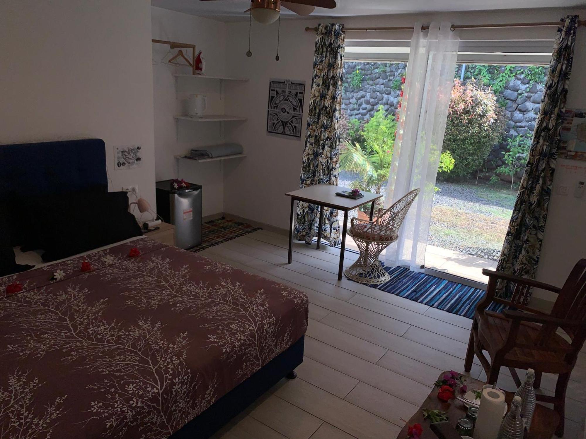 A Tomo Mai Homestay, Close To Airport, Private Bathroom Free Parking And Wifi With High Connection And Breakfast Optional Faaa Dış mekan fotoğraf